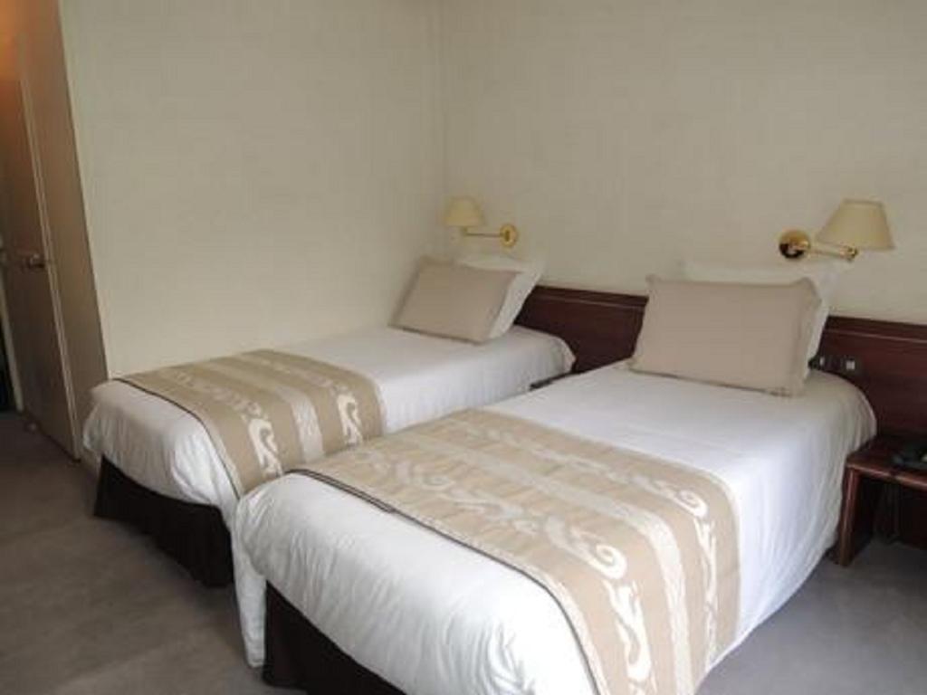 Hotel 4C Клюз Екстер'єр фото